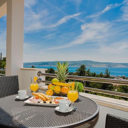 Apartmani Tomeri Стариград-Пакленица Екстериор снимка