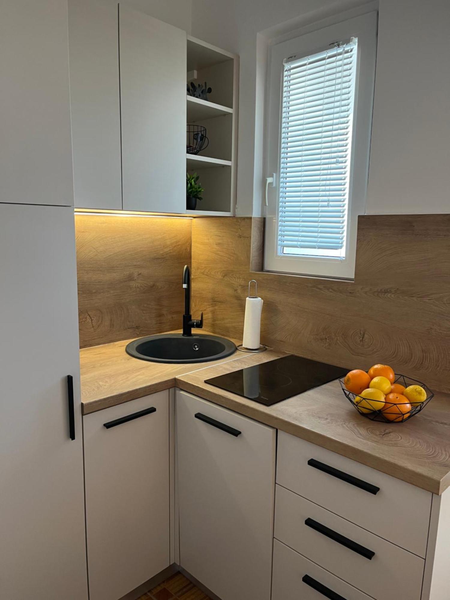 Apartmani Tomeri Стариград-Пакленица Екстериор снимка